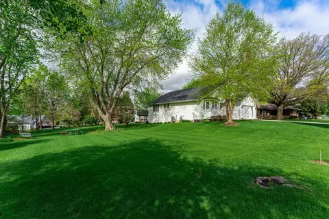Exterior - 1261 Lake Summerset Rd, Lake Summerset, IL 61019 photo 4 of 12
