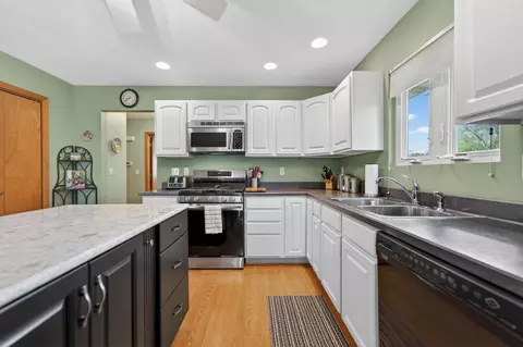 Kitchen - 1261 Lake Summerset Rd, Lake Summerset, IL 61019 photo 3 of 3