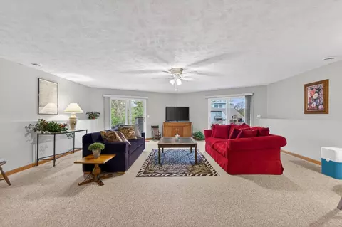 Living - 1261 Lake Summerset Rd, Lake Summerset, IL 61019 photo 3 of 3