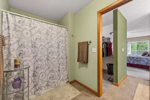 Entry Way - 1261 Lake Summerset Rd, Lake Summerset, IL 61019 photo 2 of 2