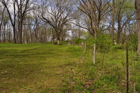 Exterior - 2648 Shepard Dr, Freeport, IL 61032 photo 9 of 10