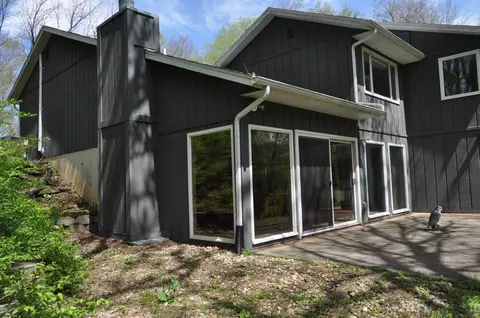 Exterior - 2648 Shepard Dr, Freeport, IL 61032 photo 4 of 10