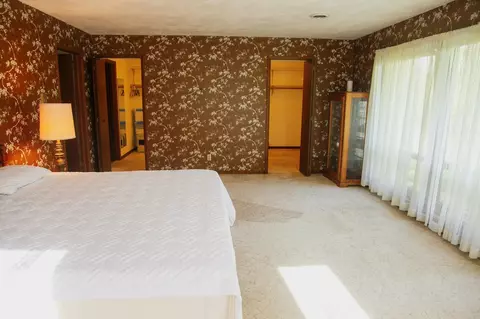 Bedroom - 2648 Shepard Dr, Freeport, IL 61032 photo 3 of 11