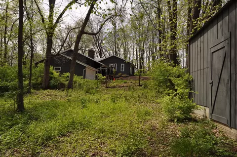 Exterior - 2648 Shepard Dr, Freeport, IL 61032 photo 7 of 10