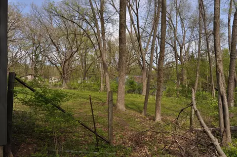 Exterior - 2648 Shepard Dr, Freeport, IL 61032 photo 6 of 10