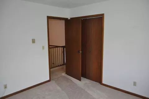 Bedroom - 2648 Shepard Dr, Freeport, IL 61032 photo 5 of 11