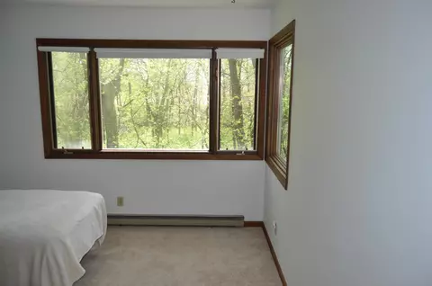 Bedroom - 2648 Shepard Dr, Freeport, IL 61032 photo 7 of 11