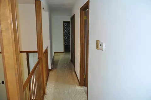 Entry Way - 2648 Shepard Dr, Freeport, IL 61032 photo 4 of 4