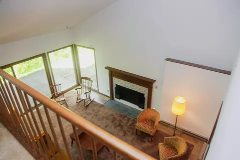 Living - 2648 Shepard Dr, Freeport, IL 61032 photo 1 of 14