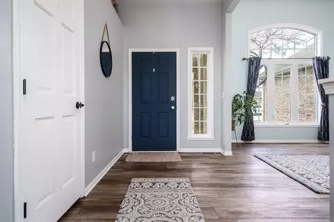 Entry Way - 640 Par Pl, Belvidere, IL 61008 photo 1 of 3