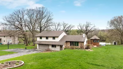 8604 Carradale Dr, Caledonia, IL 61011