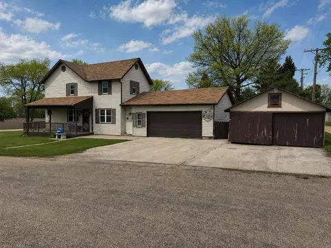 317 S Walnut St, Shannon, IL 61078