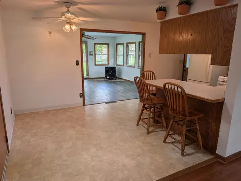 11188 3rd St, Roscoe, IL 61073 photo 7