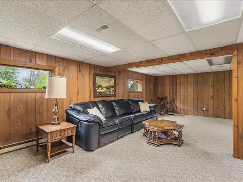 Living - 632 Hickory Ct, Lake Summerset, IL 61019 photo 6 of 6