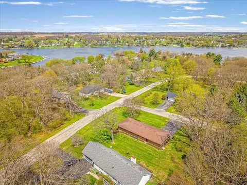 View/Area - 632 Hickory Ct, Lake Summerset, IL 61019 photo 1 of 6