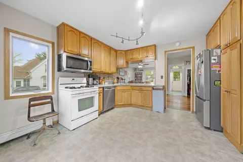 205 E Brayton Rd, Mount Morris, IL 61054 photo 4