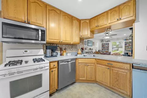 205 E Brayton Rd, Mount Morris, IL 61054 photo 7