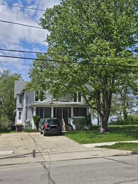 1108 N Rockton Ave, Rockford, IL 61103