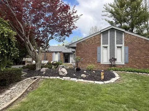 1438 Ramsey Close Close, Rockford, IL 61107