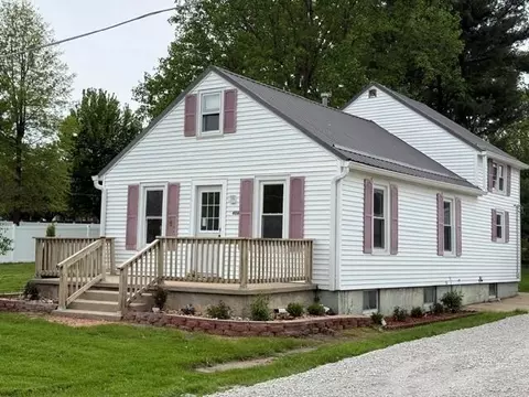 406 S Willow St, Granville, IL 61326