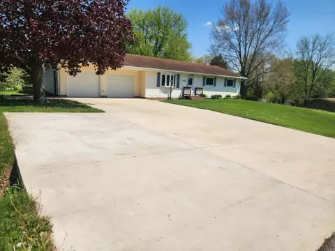 Other - 2267 Eagle Dr, Freeport, IL 61032 photo 8 of 8