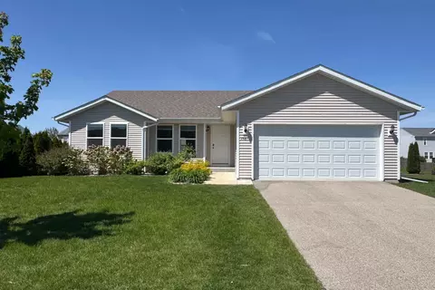 1581 Parkside Dr, Belvidere, IL 61008
