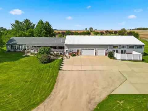 298 S Il Rt 2, Dixon, IL 61021