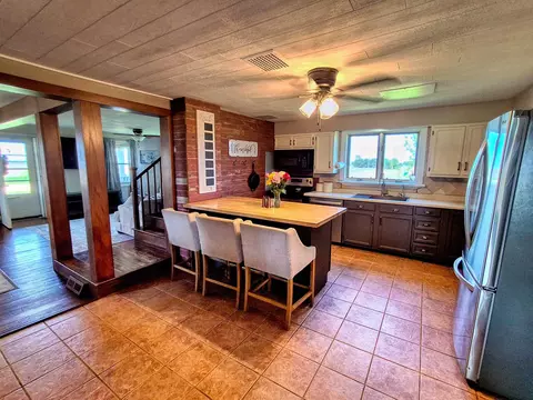 10489 Maple Grove Rd, Lanark, IL 61046 photo 7