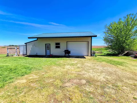 10489 Maple Grove Rd, Lanark, IL 61046 photo 33