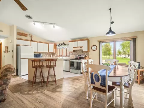 Kitchen - 210 Lake Summerset Rd, Lake Summerset, IL 61019 photo 2 of 5