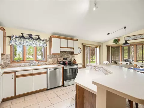 Kitchen - 210 Lake Summerset Rd, Lake Summerset, IL 61019 photo 5 of 5