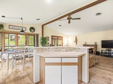 Kitchen - 210 Lake Summerset Rd, Lake Summerset, IL 61019 photo 1 of 5