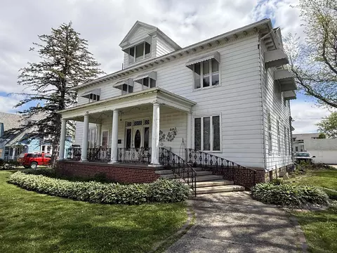 323 S Main, Stockton, IL 61085