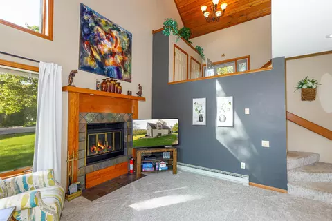 Living - 20 Gleneagle Dr, Galena, IL 61036 photo 1 of 6