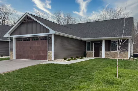 3746 N Bell School Rd, Rockford, IL 61114