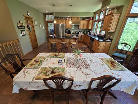 Dining - 3 A25 General Grant Dr, Apple River, IL 61001 photo 1 of 4
