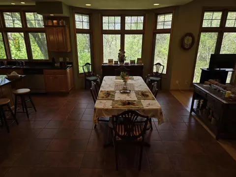 Dining - 3 A25 General Grant Dr, Apple River, IL 61001 photo 3 of 4