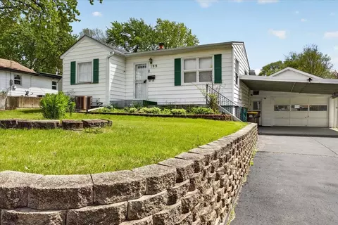 199 E Wilson Ave, Loves Park, IL 61115