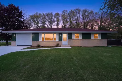 8320 Trudy Rd, Rockford, IL 61108