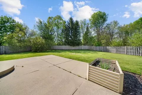 Exterior - 11103 Downing Ln, Roscoe, IL 61073 photo 5 of 7