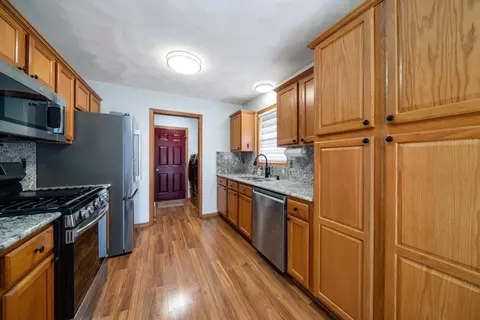 Kitchen - 11103 Downing Ln, Roscoe, IL 61073 photo 1 of 2