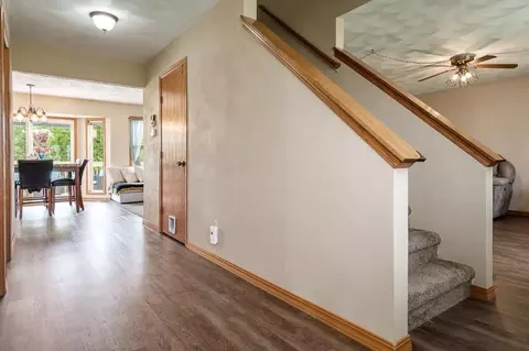 10945 Meadowsweet Ln, Roscoe, IL 61073 photo 4