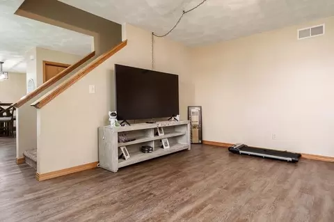 10945 Meadowsweet Ln, Roscoe, IL 61073 photo 7