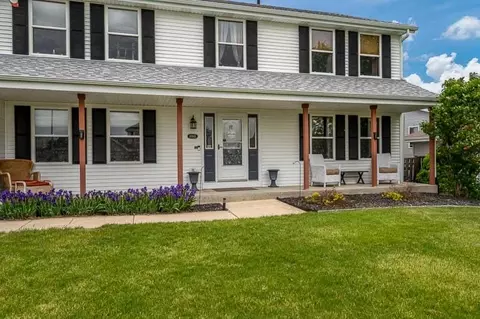 10945 Meadowsweet Ln, Roscoe, IL 61073 photo 2