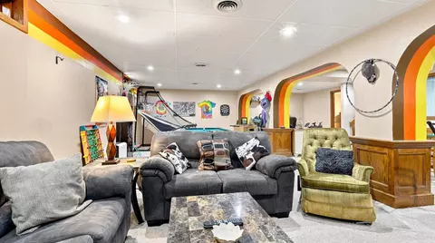Living - 9096 E Stagecoach Trl, Warren, IL 61087 photo 6 of 6