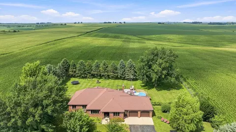 View/Area - 9096 E Stagecoach Trl, Warren, IL 61087 photo 4 of 6