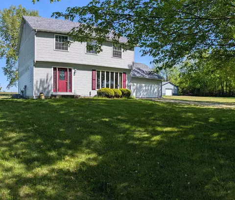 33968 Myelle Rd, Kingston, IL 60145