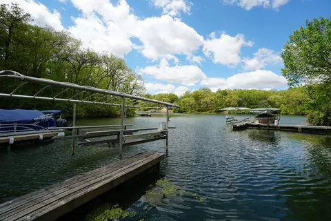 8 A212 Adams Ct, Apple River, IL 61001