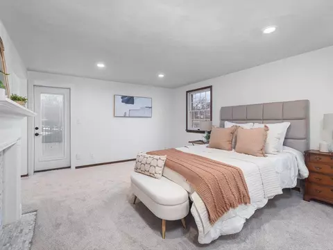 Bedroom - 1927 Baintree Rd, Lake Summerset, IL 61019 photo 1 of 8