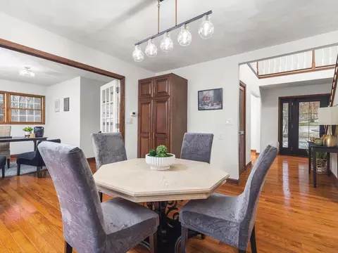 Dining - 1927 Baintree Rd, Lake Summerset, IL 61019 photo 3 of 8